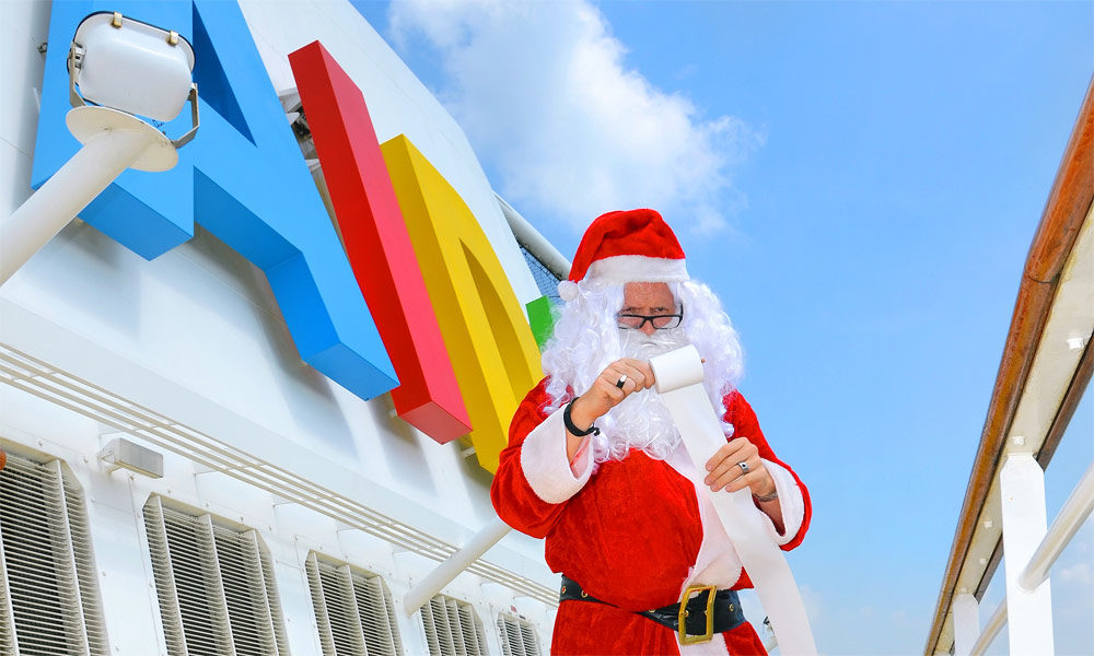 AIDA Weihnachtsmann an Bord. Foto: AIDA Cruises