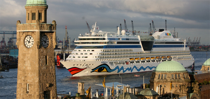 AIDAdiva in Hamburg. Foto: AIDA Cruises