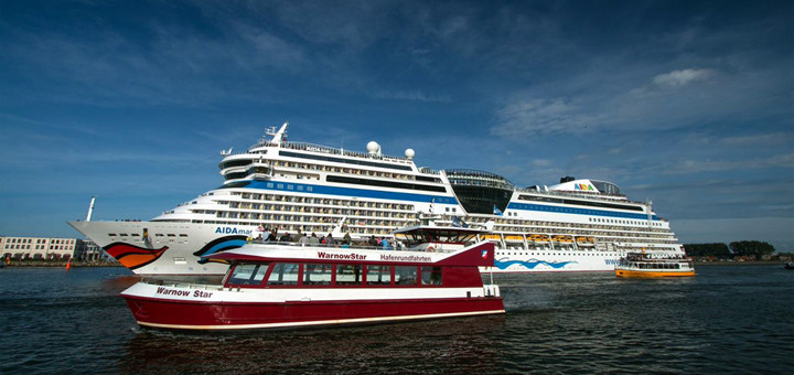 AIDAmar in Warnemünde. Foto: Jens Schröder