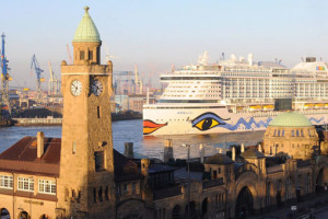 AIDAprima zum Erstanlauf in Hamburg. Foto: AIDA Cruises