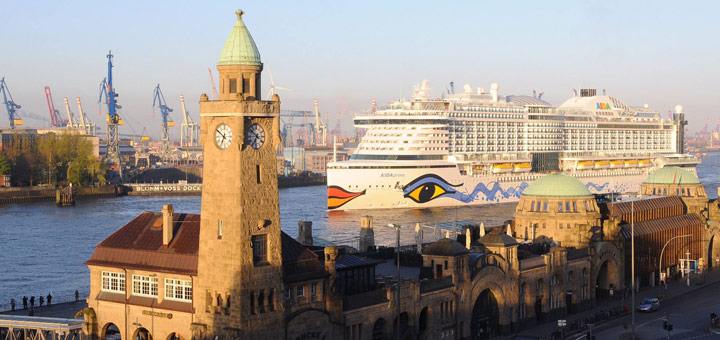 AIDAprima zum Erstanlauf in Hamburg. Foto: AIDA Cruises