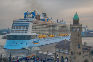 Anthem of the Seas in Hamburg. Foto: Michael Unzen