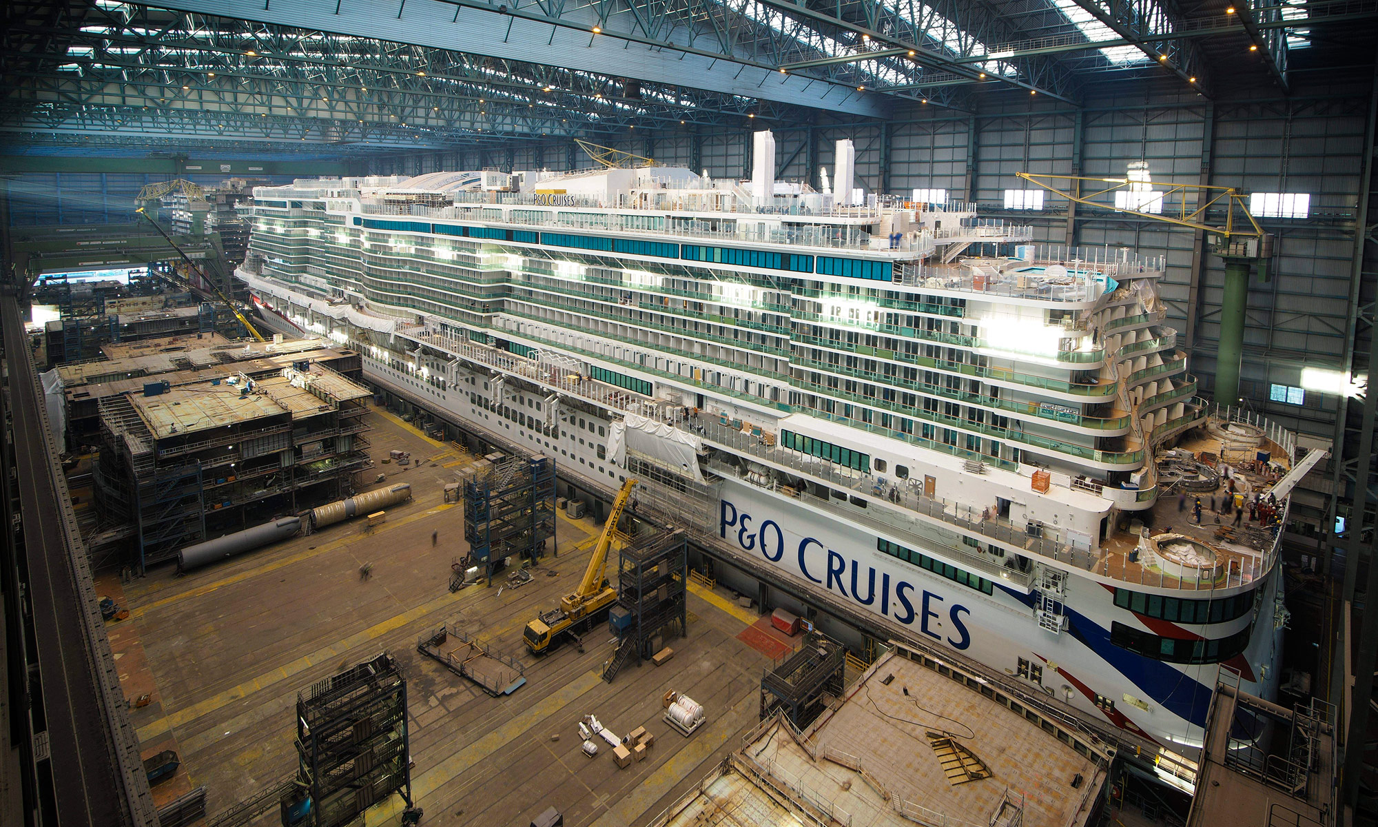 Arvia für P&O Cruises in Meyer Werft Papenburg
