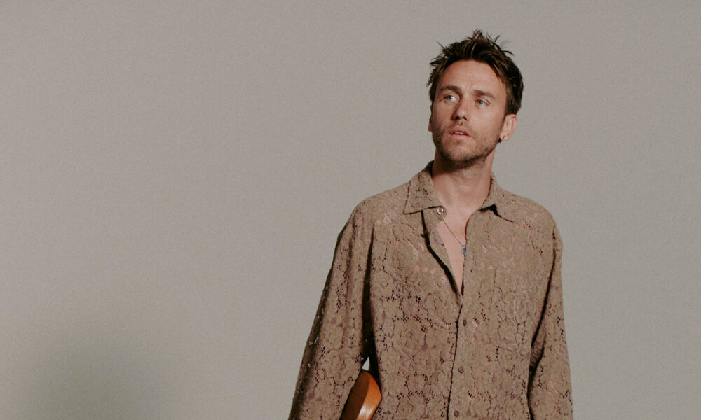 Clueso gibt ein Konzert auf der EUROPA 2