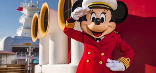 Captain Minnie Mouse von Disney Cruise Line