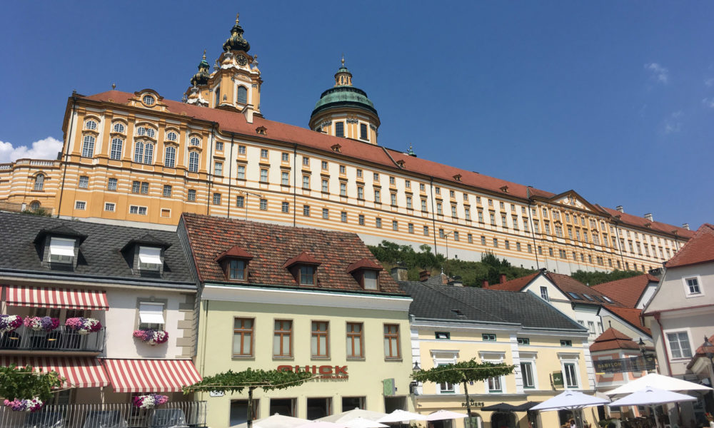 Melk bei einer Donau-Flusskreuzfahrt