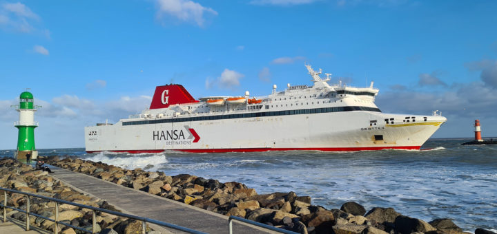 Fährschiff Drotten von Hansa Destinations
