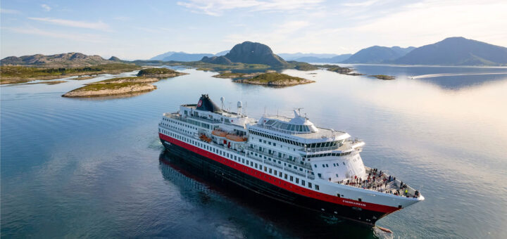 MS Finnmarken von Hurtigruten