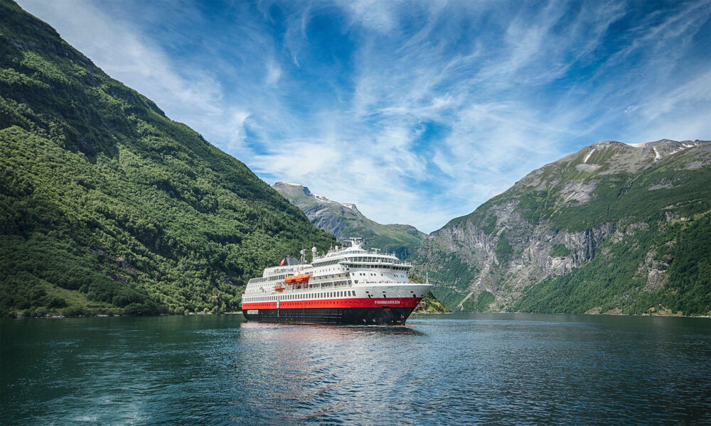 MS Finnmarken von Hurtigruten