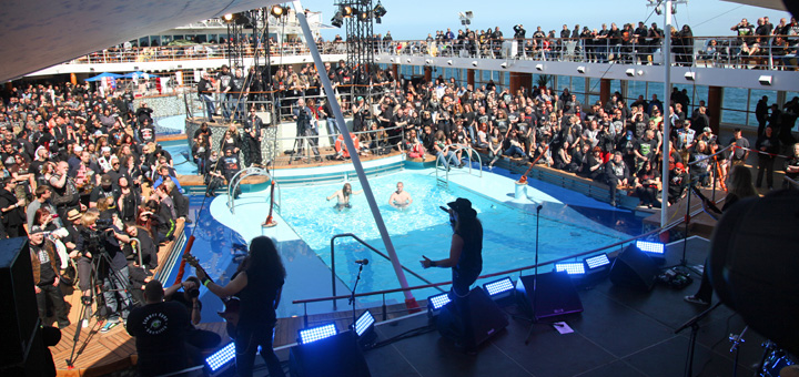 Konzert bei der Full Metal Cruise auf der Mein Schiff. Foto: TUI Cruises