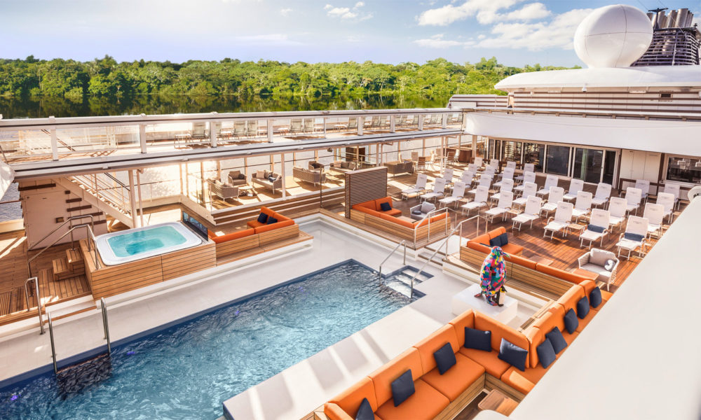 Pooldeck der HANSEATIC spirit