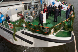 LNG Hybrid Barge bei der Taufe im Hamburg. Foto: AIDA Cruises