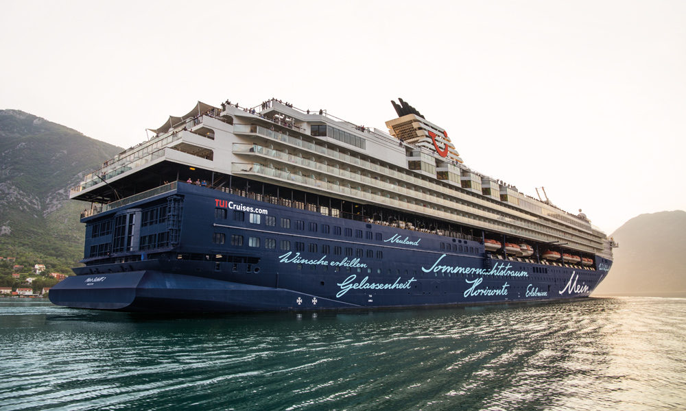 Mein Schiff 2. Foto: TUI Cruises