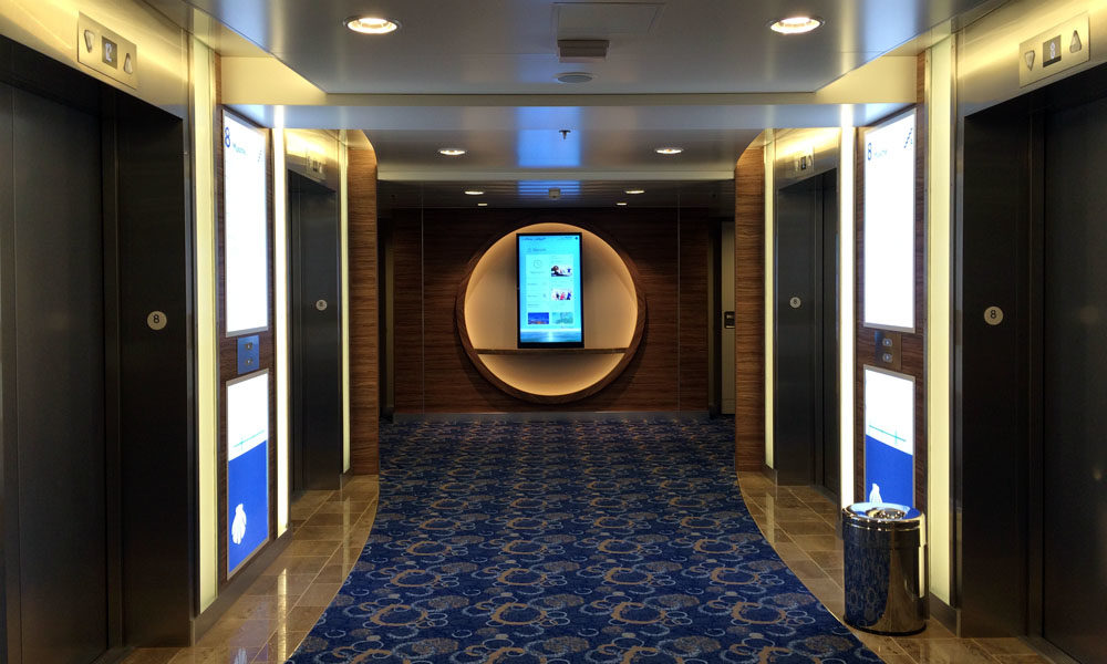 Mein Schiff 5 Aufzug auf Deck 8