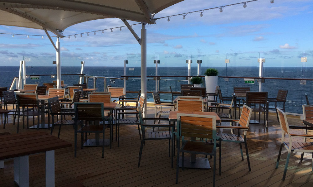 Mein Schiff 5 Außenalsterbar