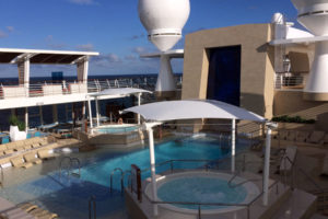 Mein Schiff 5 Lagune auf dem Pooldeck