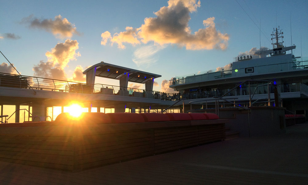 Sonnenuntergang auf der Mein Schiff 5