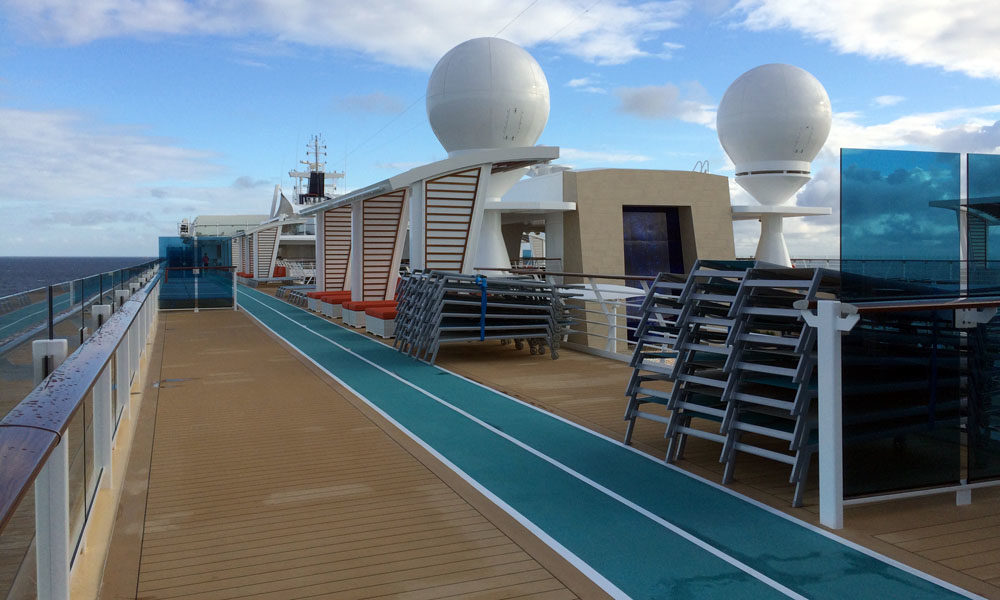 Sonnendeck auf der Mein Schiff 5