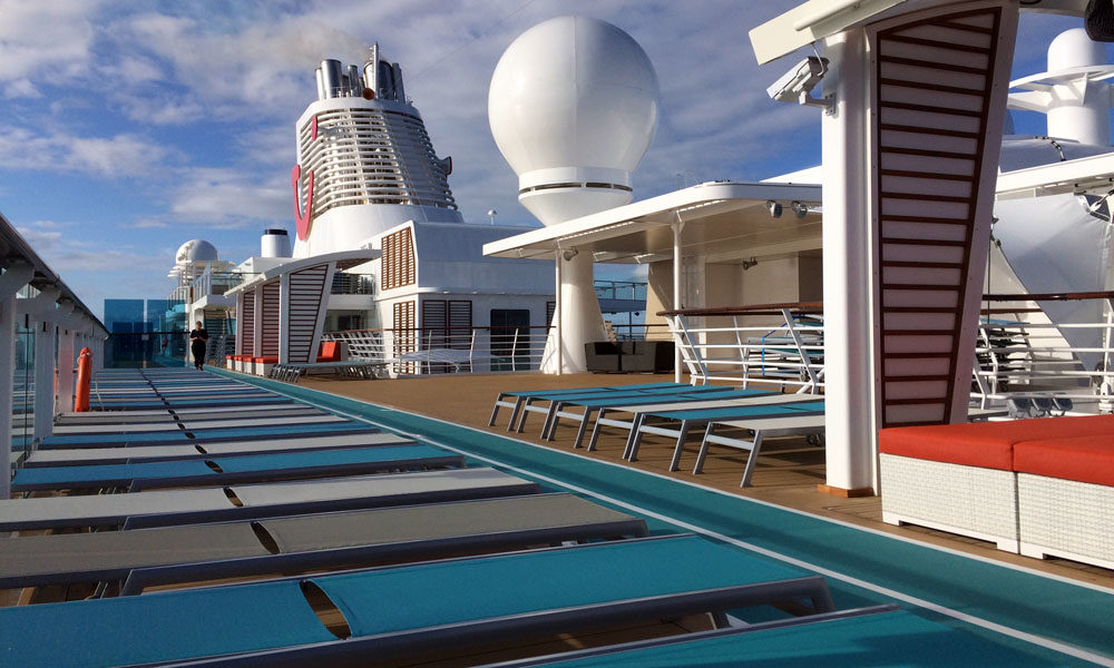 Sonnendeck auf der Mein Schiff 5