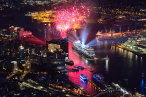 Mein Schiff 6 Taufe in Hamburg. Foto: Andreas Vallbracht