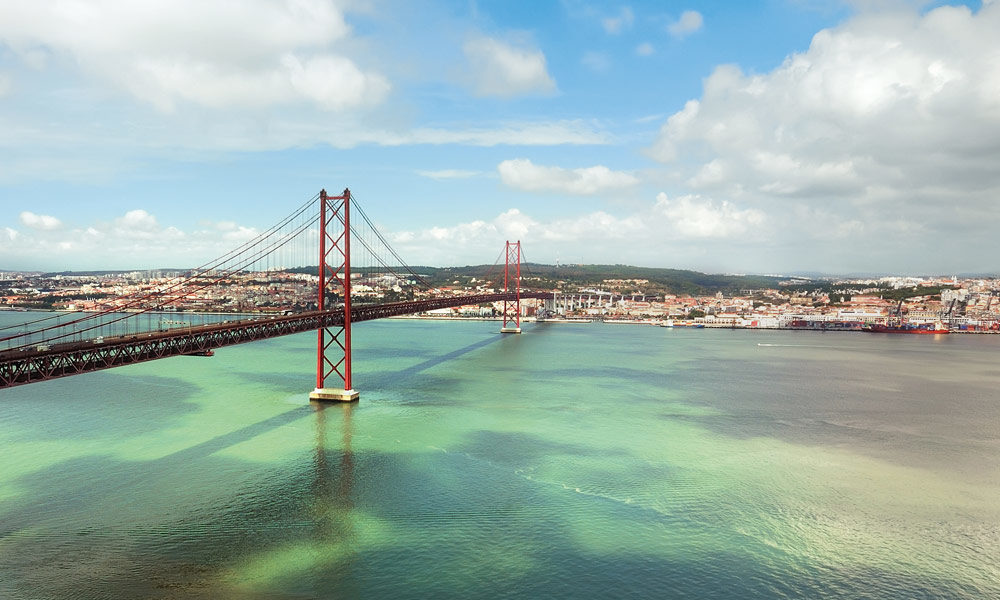 Mein Schiff in Lissabon. Foto: TUI Cruises