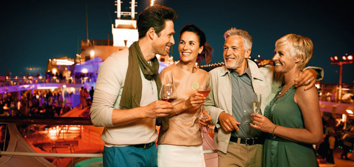 Nightlife an Deck auf Mein Schiff. Foto: TUI Cruises