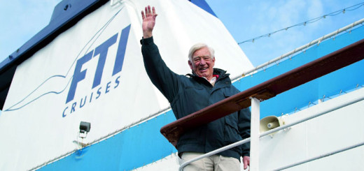 Siegfried Rauch auf der MS Berlin. Foto: FTI Cruises