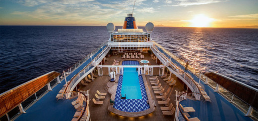 Pooldeck auf der MS EUROPA. Foto: Hapag-Lloyd Kreuzfahrten