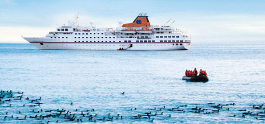 MS HANSEATIC in der Antarktis. Foto: Hapag-Lloyd Kreuzfahrten