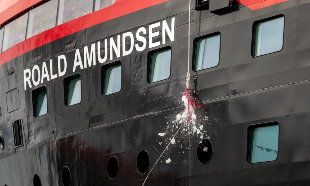 MS Roald Amundsen Taufe