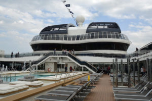 MSC Meraviglia Pooldeck. Foto: Udo Horn