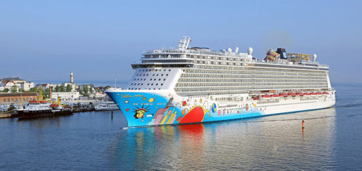 Norwegian Breakaway in Warnemünde. Foto: Oliver Asmussen / Norwegian Cruise Line