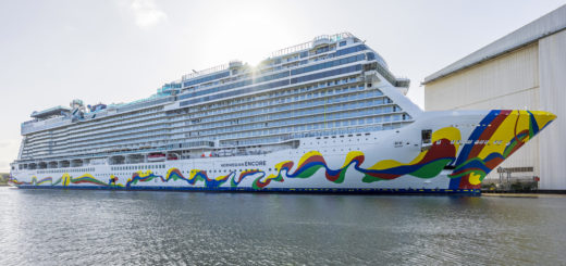 Norwegian Encore in Papenburg