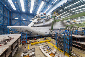 Norwegian Escape im Baudock II der Meyer Werft in Papenburg. Foto: Meyer Werft