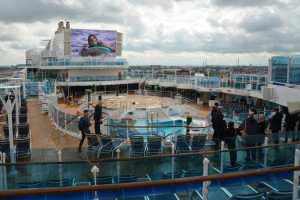 Pooldeck der Regal Princess. Foto: Udo Horn