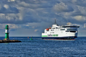 Scandlines-Fähre Berlin in Warnemünde. Foto: Patrick Kirkby