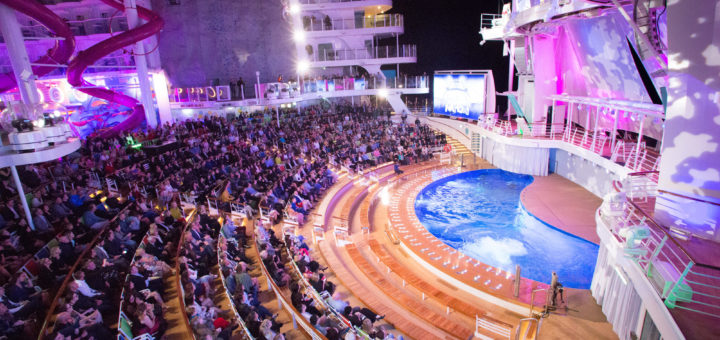 AquaNation Show auf der Symphony of the Seas. Foto: Royal Caribbean International