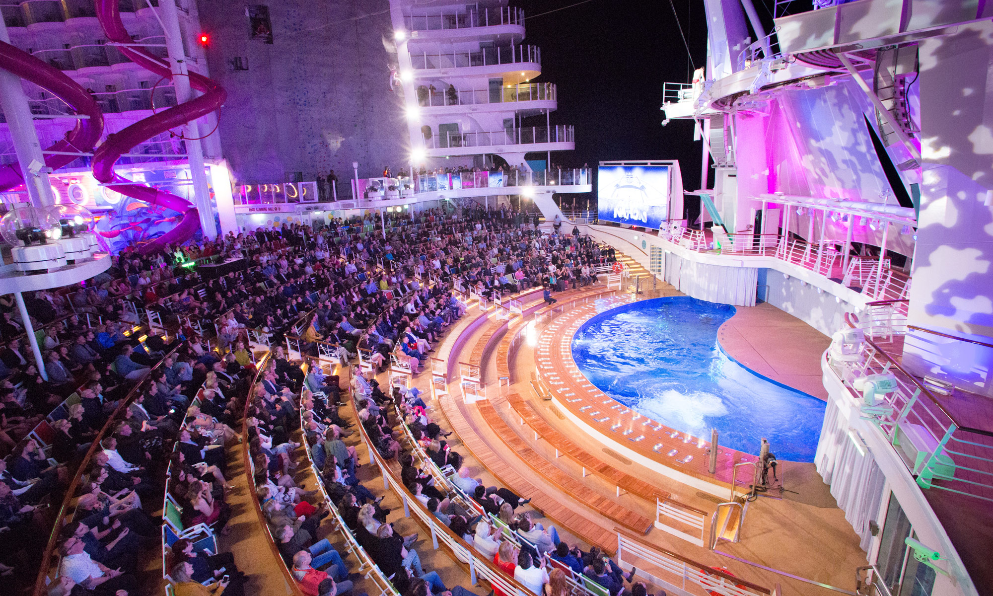 AquaNation Show auf der Symphony of the Seas. Foto: Royal Caribbean International