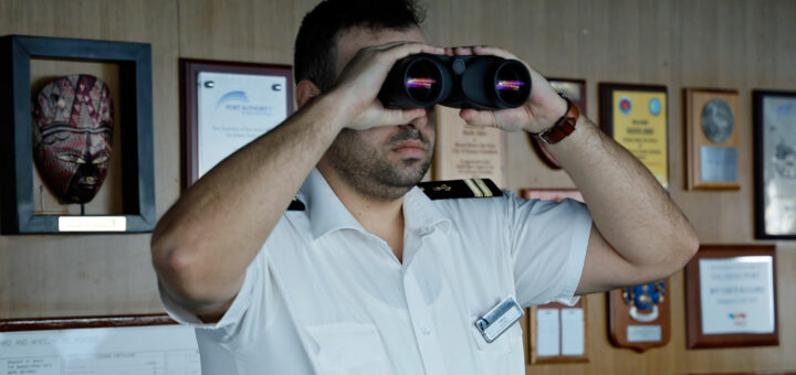 Auf der Brücke der Vasco da Gama