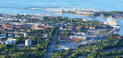 Kreuzfahrthafen Warnemünde von oben. Foto: Manfred Sander