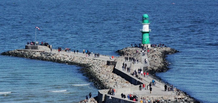 Westmole von Warnemünde. Foto: Martin Schuster / Kreuzfahrtpiraten