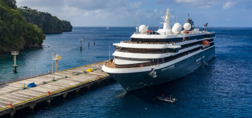 WORLD VOYAGER von nicko cruises